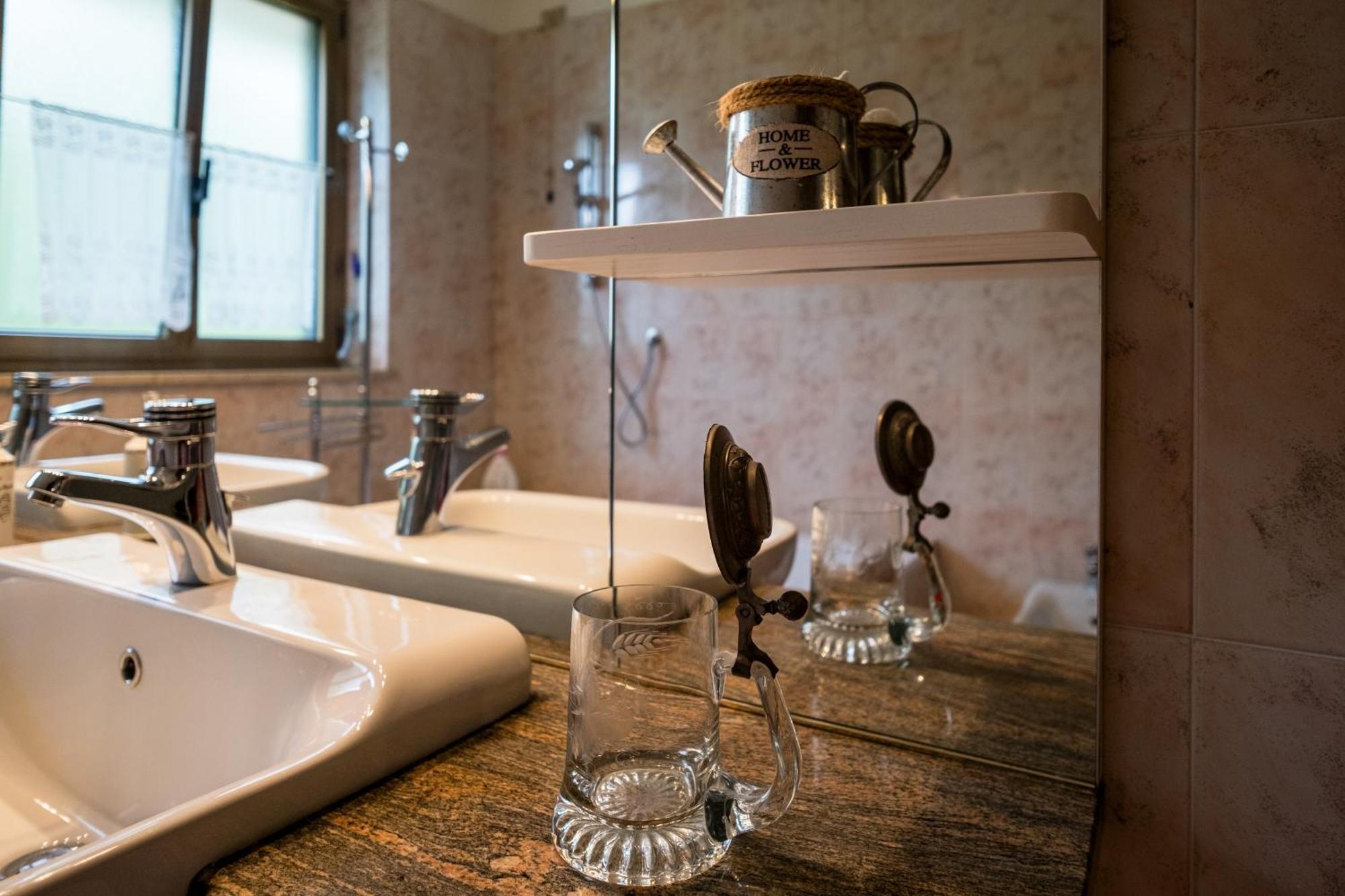La Vie En Rose Bed & Breakfast Buia Dış mekan fotoğraf