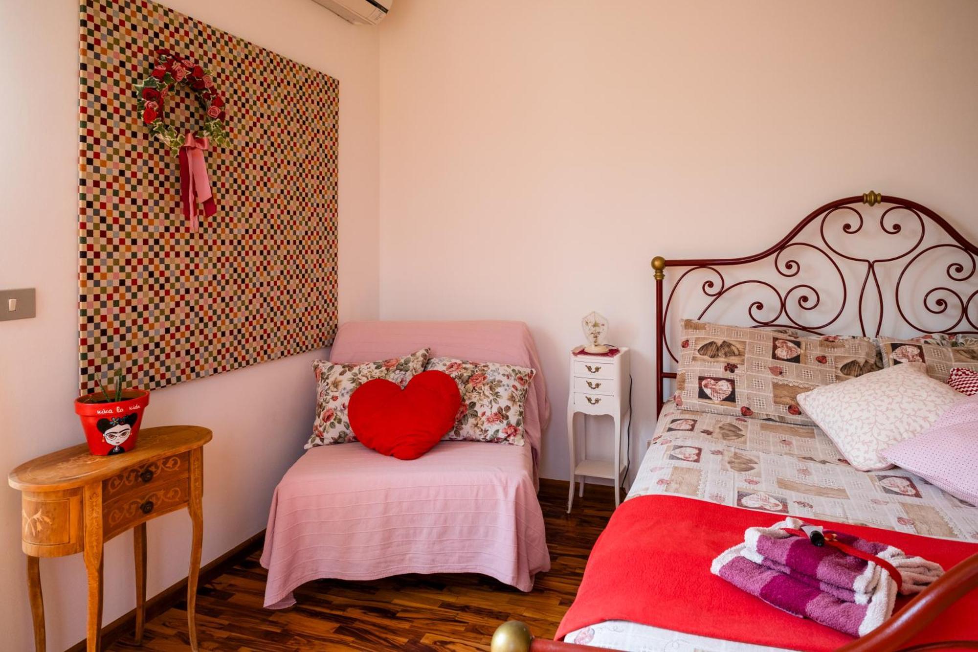 La Vie En Rose Bed & Breakfast Buia Dış mekan fotoğraf
